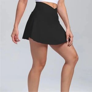 Vitality Cloud 2 Crossover Skort - Black High-Waist A-Line Mini Skirt
